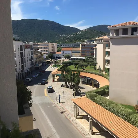 Vue En Centre A 150 M De La *